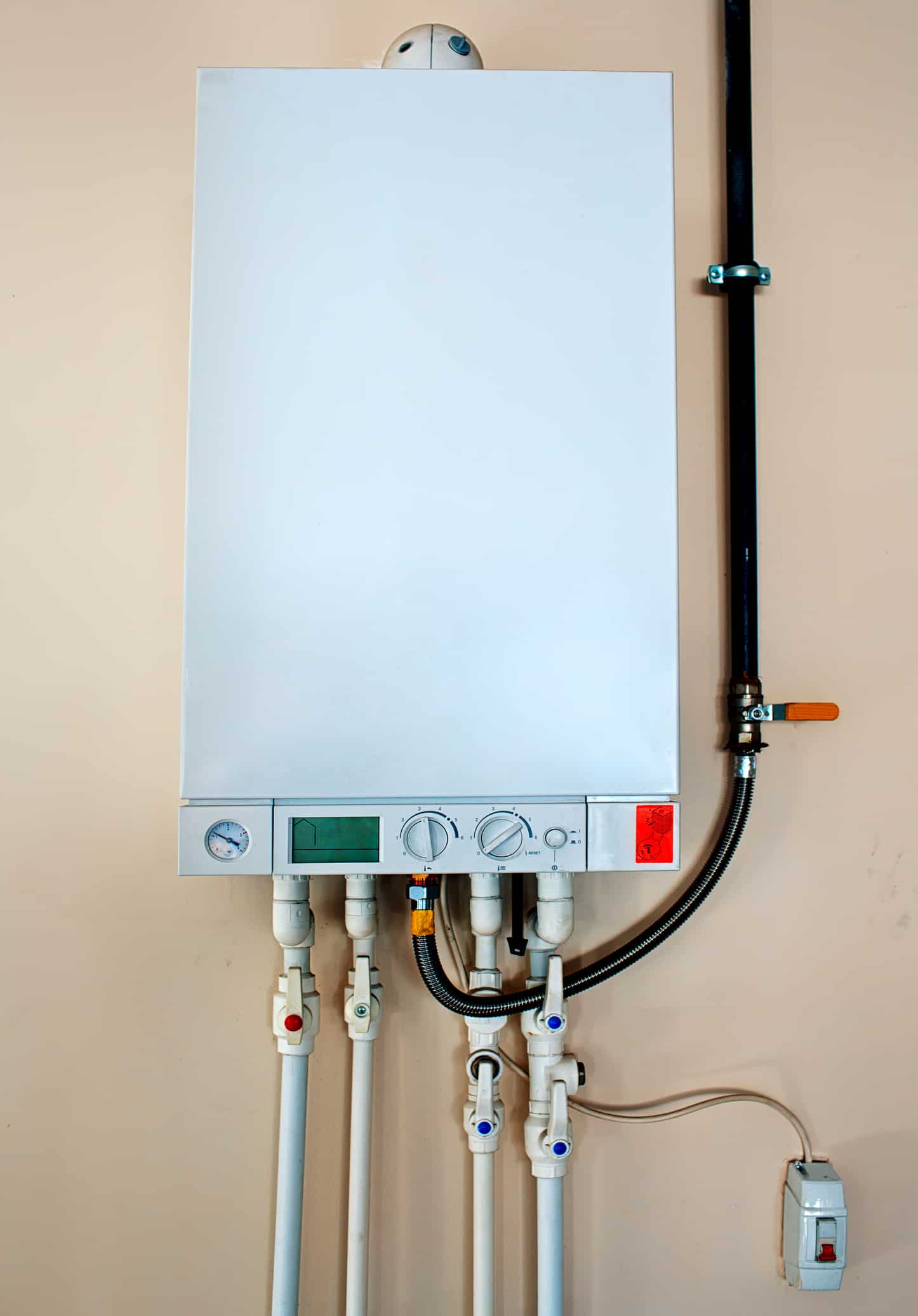 Chaud181-Présentation d'une installation d'eau chaude sanitaire tout  électrique de 6000 litres 