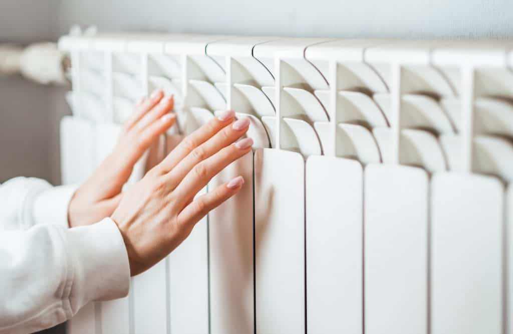 Radiateur électrique, au gaz, et chauffage central