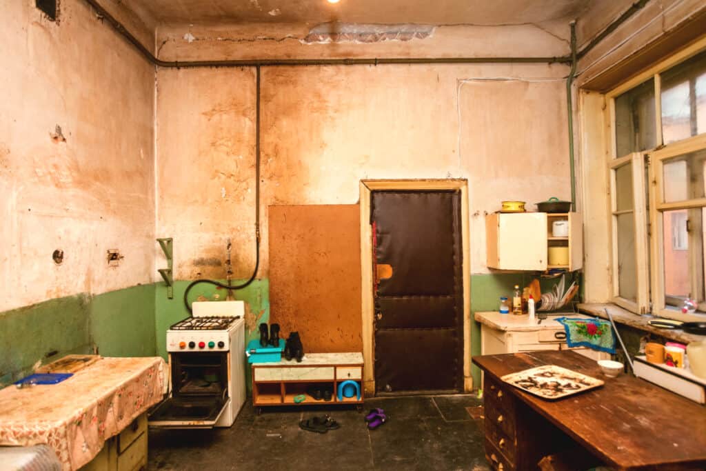 Vielle maison mal isolée.