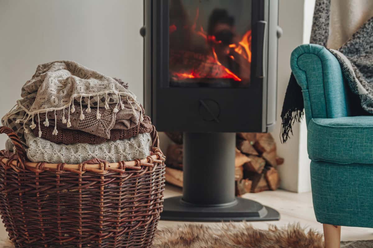 Nettoyer la vitre de son insert ou de son poêle à bois